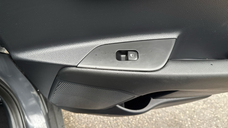 Kia Stonic 1.0T GDi 48V 3 5dr Petrol Estate